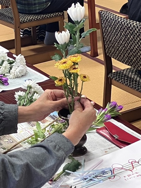 ダウンロード (1).jpg